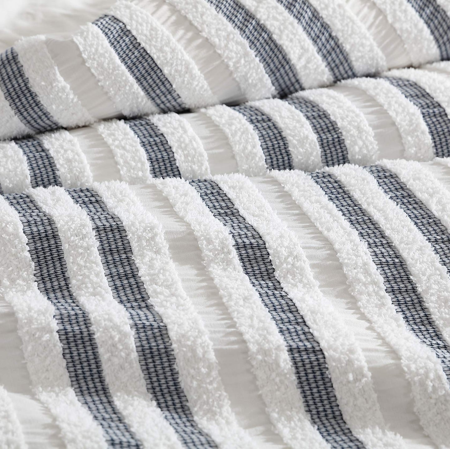 Boston White Quilt Cover Set by Logan and Mason Platinum