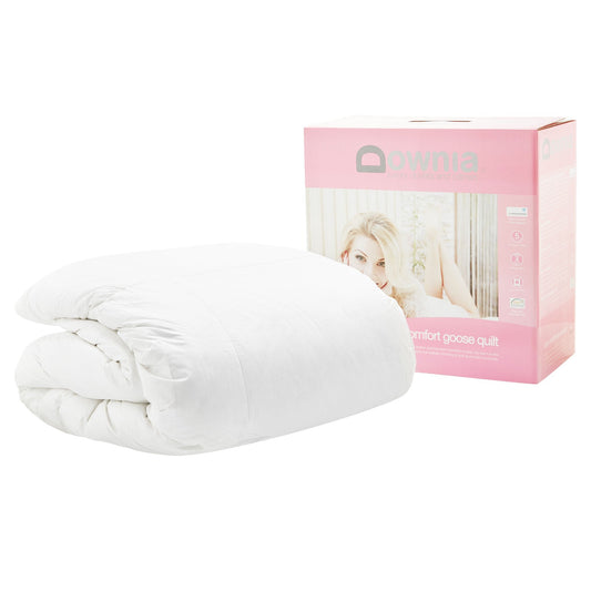 COZY COMFORT white goose down & feather quilt by Downia