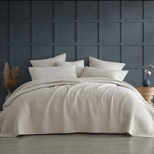 Kayo Linen Coverlet Single Bed/Double Bed by Logan & Mason Platinum