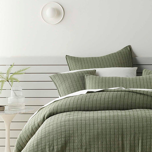 Bari Green Bedspread Set By Bianca