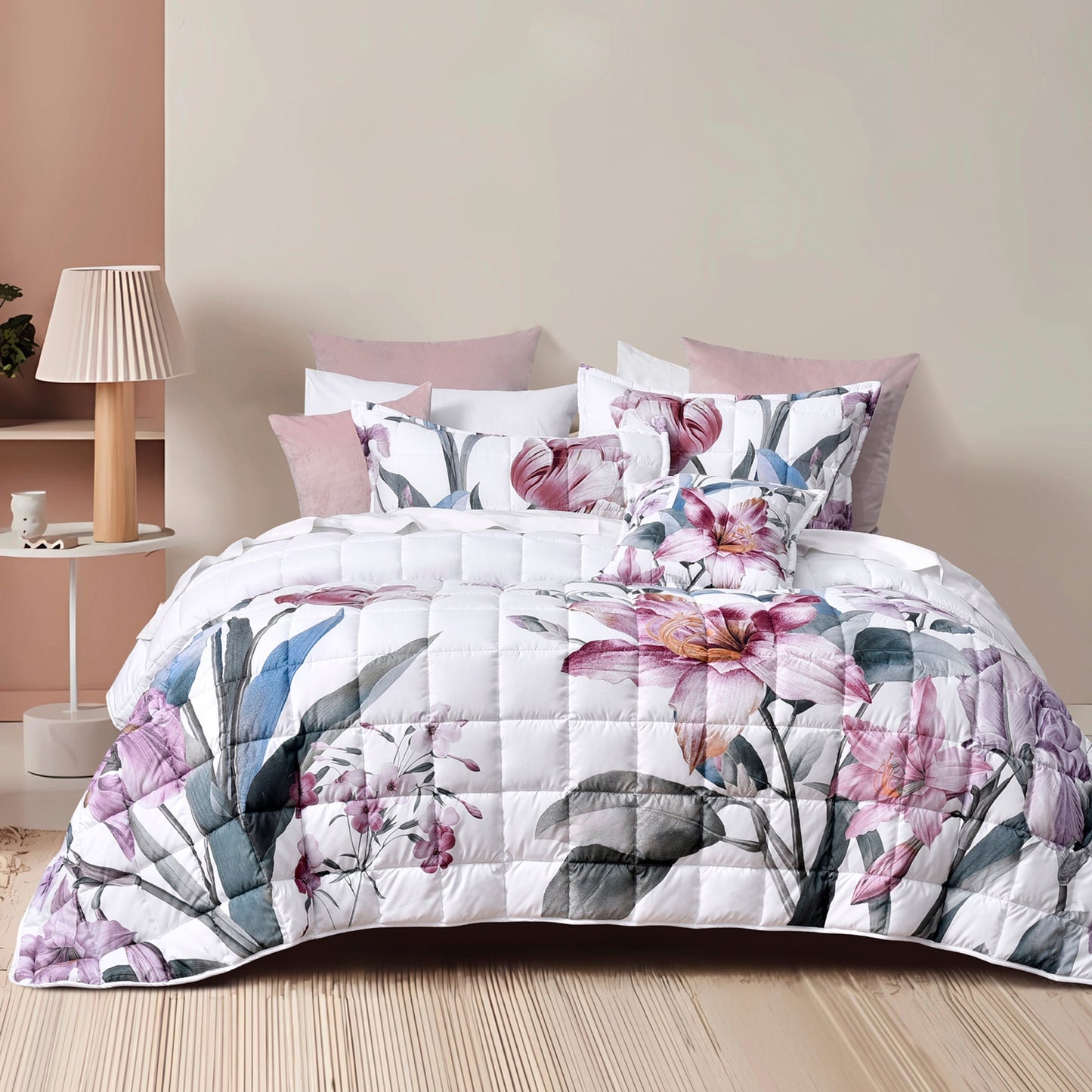 Carmela White Bedspread Set By Bianca