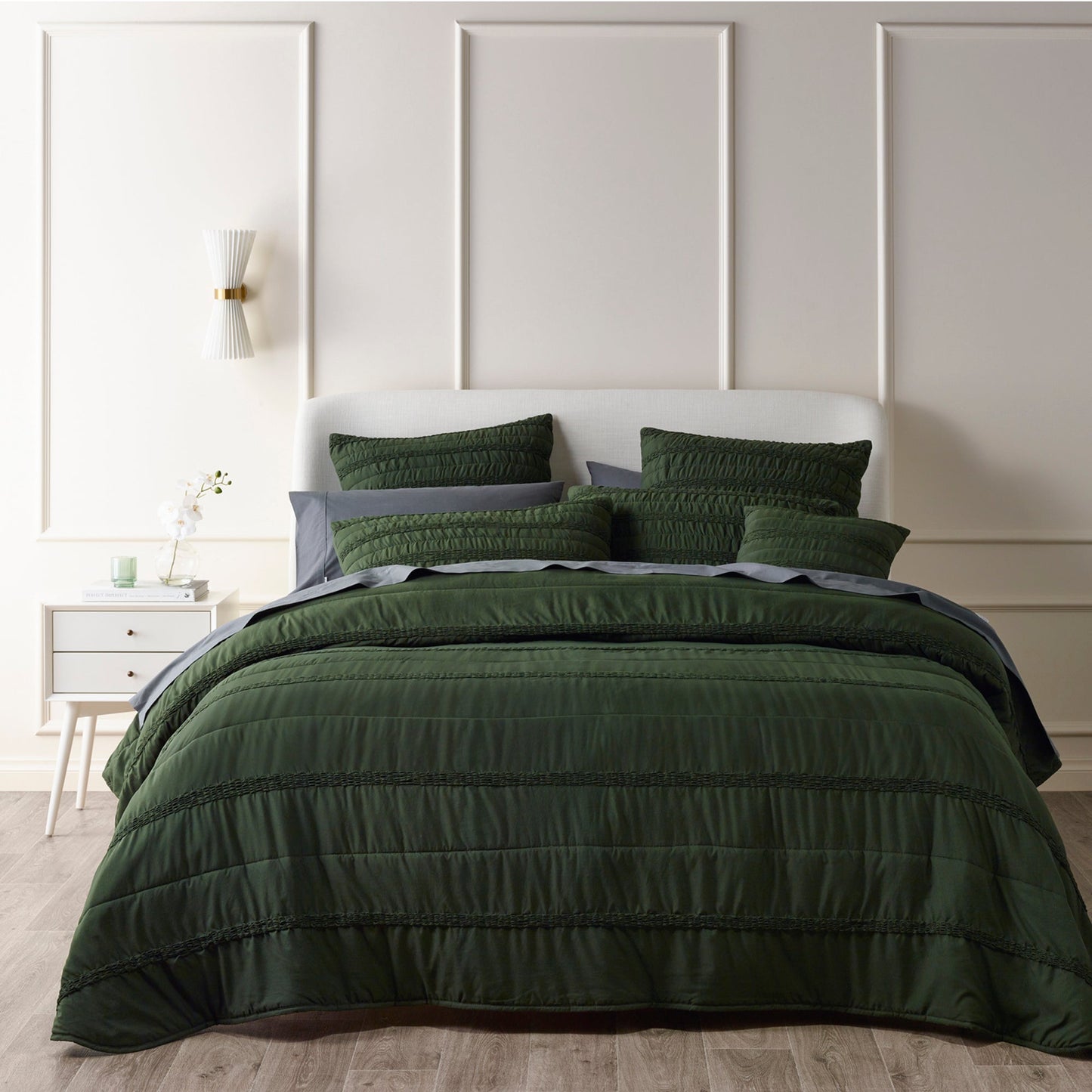 Vienna Green Bedspread Set By Bianca