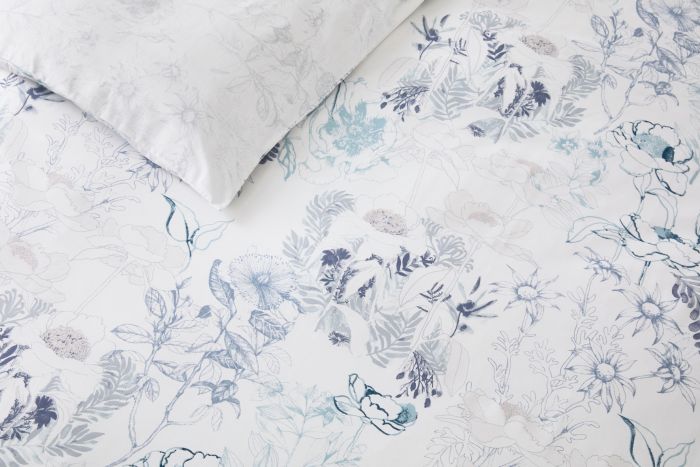 Bloombury Lake Quilt Cover