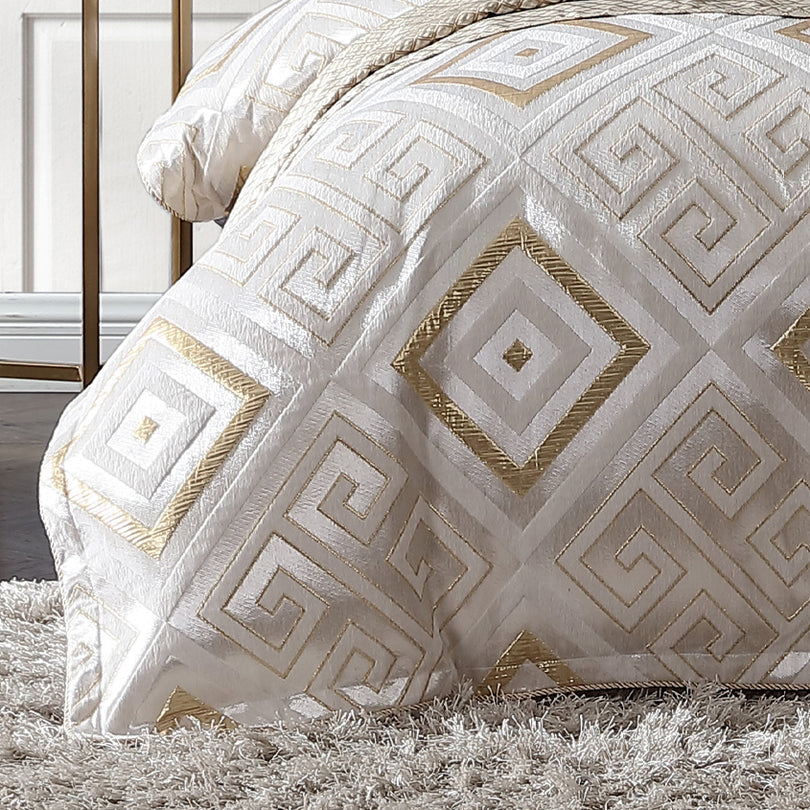 Santos Snow Quilt Cover Set by Davinci