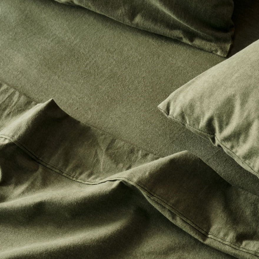 Flannelette Plain-Dyed Moss Sheet Set by LINEN HOUSE