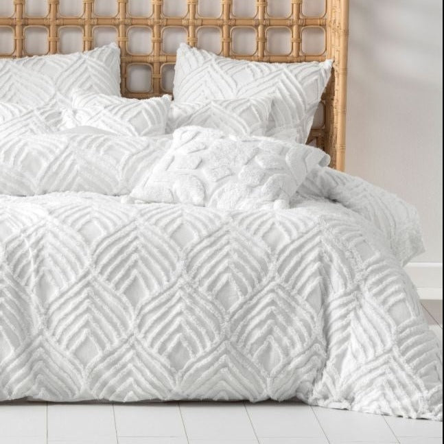 Palm Springs Quilt Cover Set by Linen House