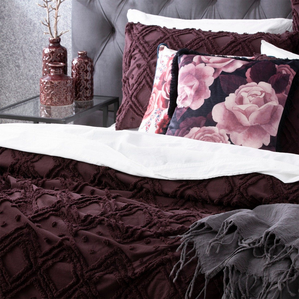 Medallion PLUM Vintage Quilt Cover Set by Park Avenue