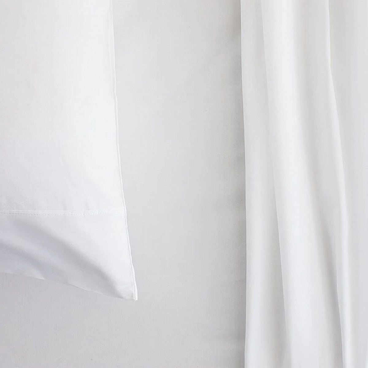 300TC Organic Classic Percale SNOW Sheet Set by Sheridan