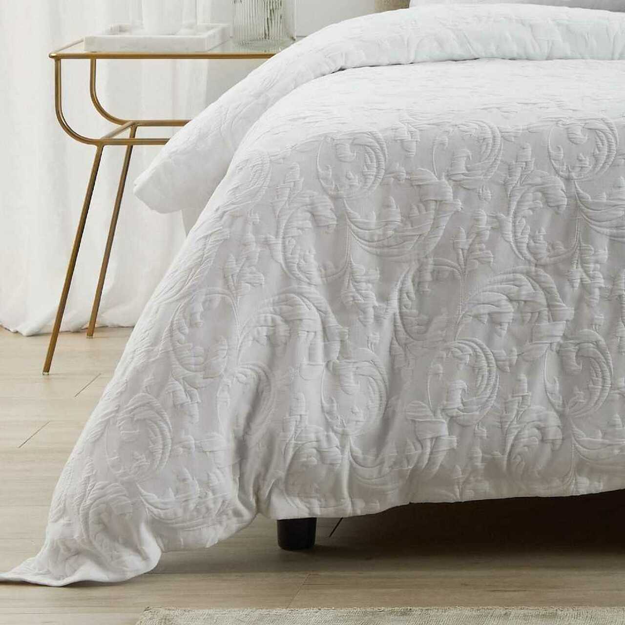 Parisi White Quilt Cover Set by Private Collection