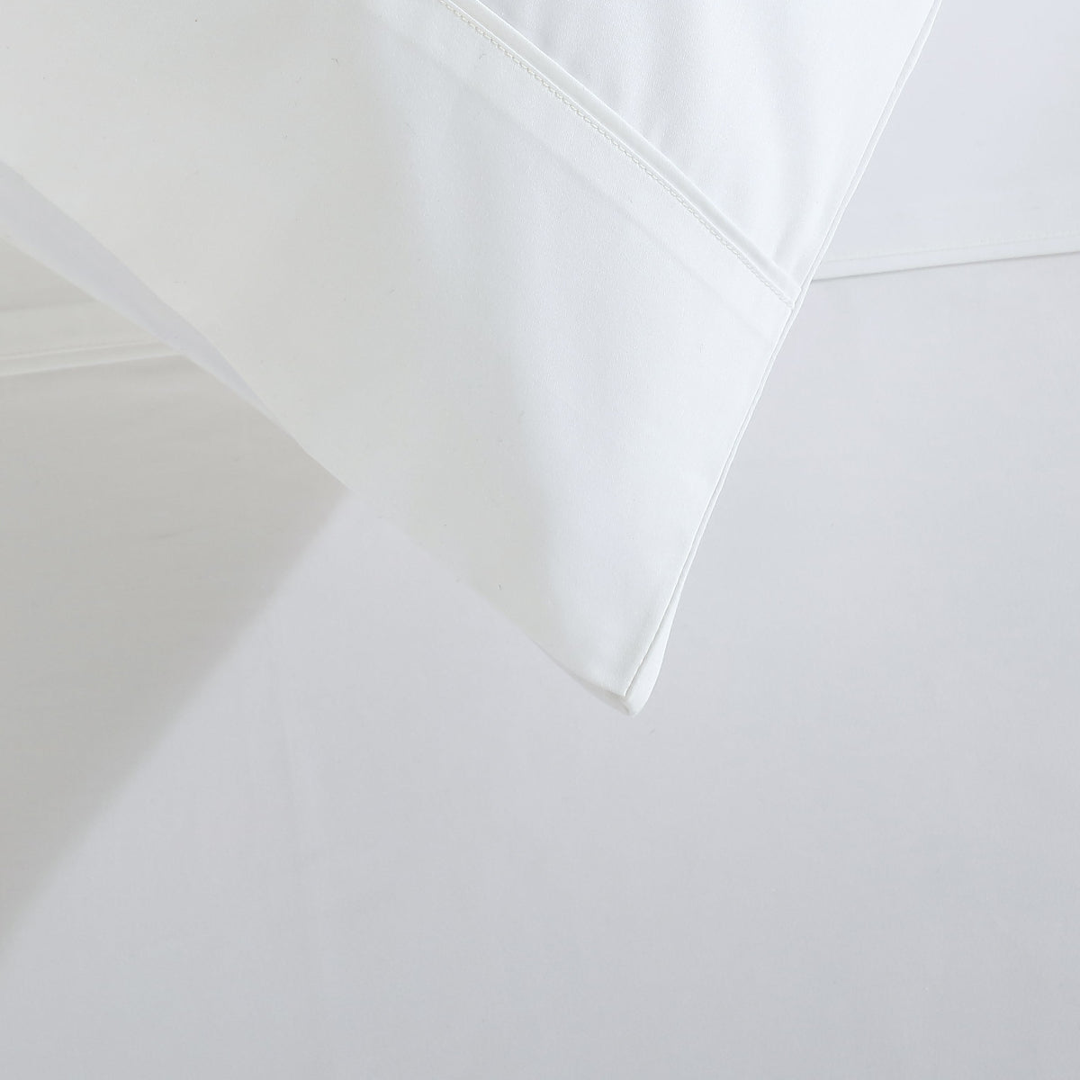 500TC Cotton Sateen White Sheet Set by Private Collection