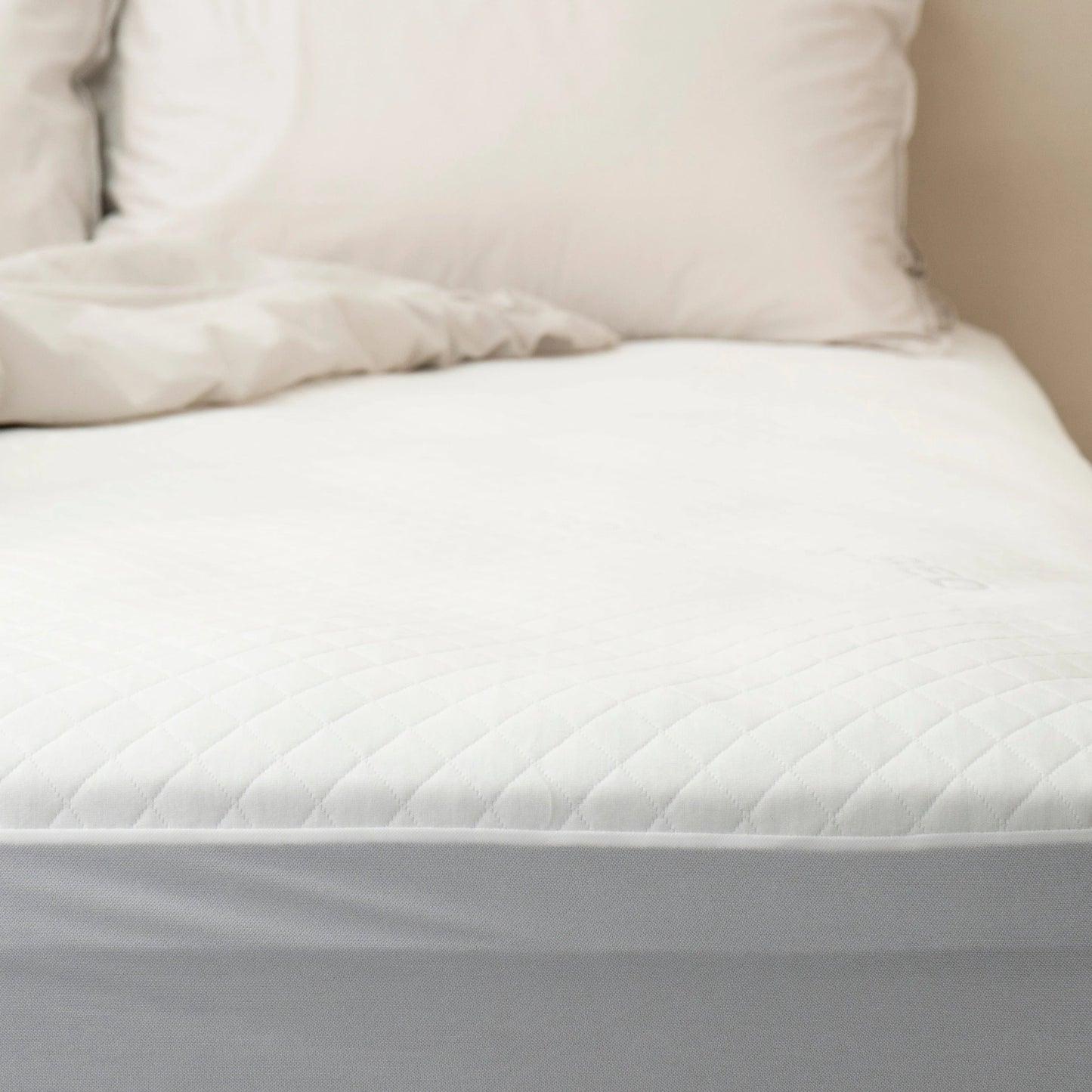 Cumulus™ Cotton Jacquard Fitted Waterproof Mattress Protector by Protect-A-Bed