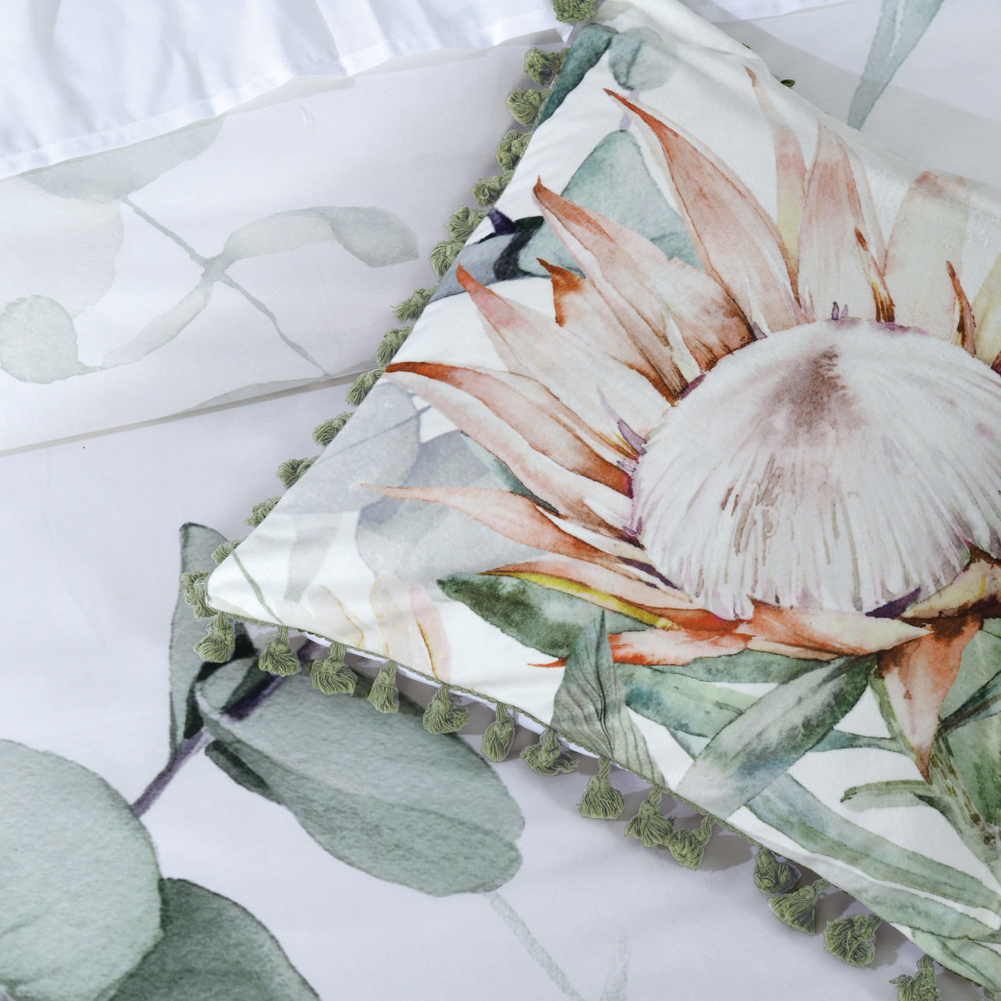 Helensvale White Quilt Cover Set By Bianca