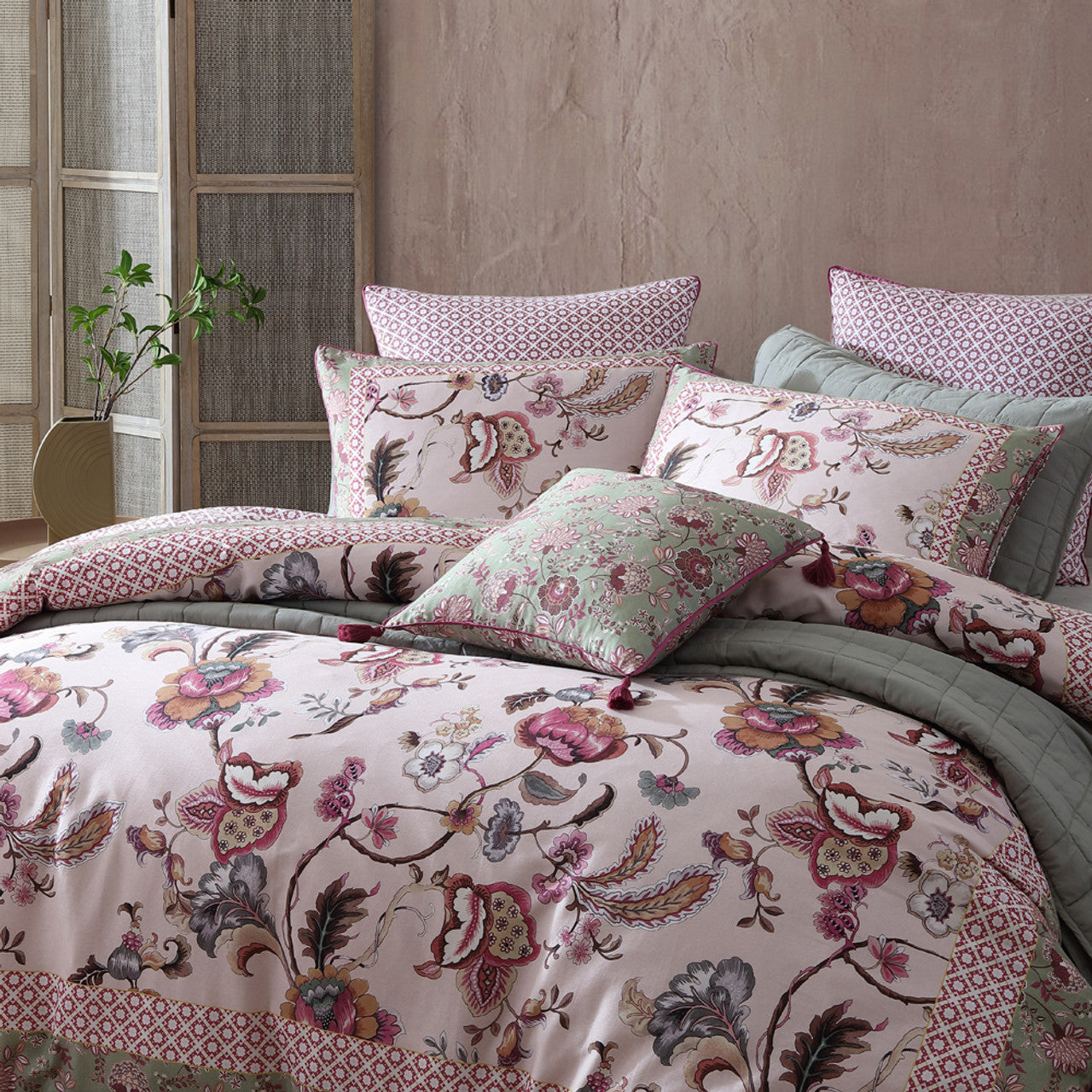 Lorelai Rose Quilt Cover Set by Logan and Mason