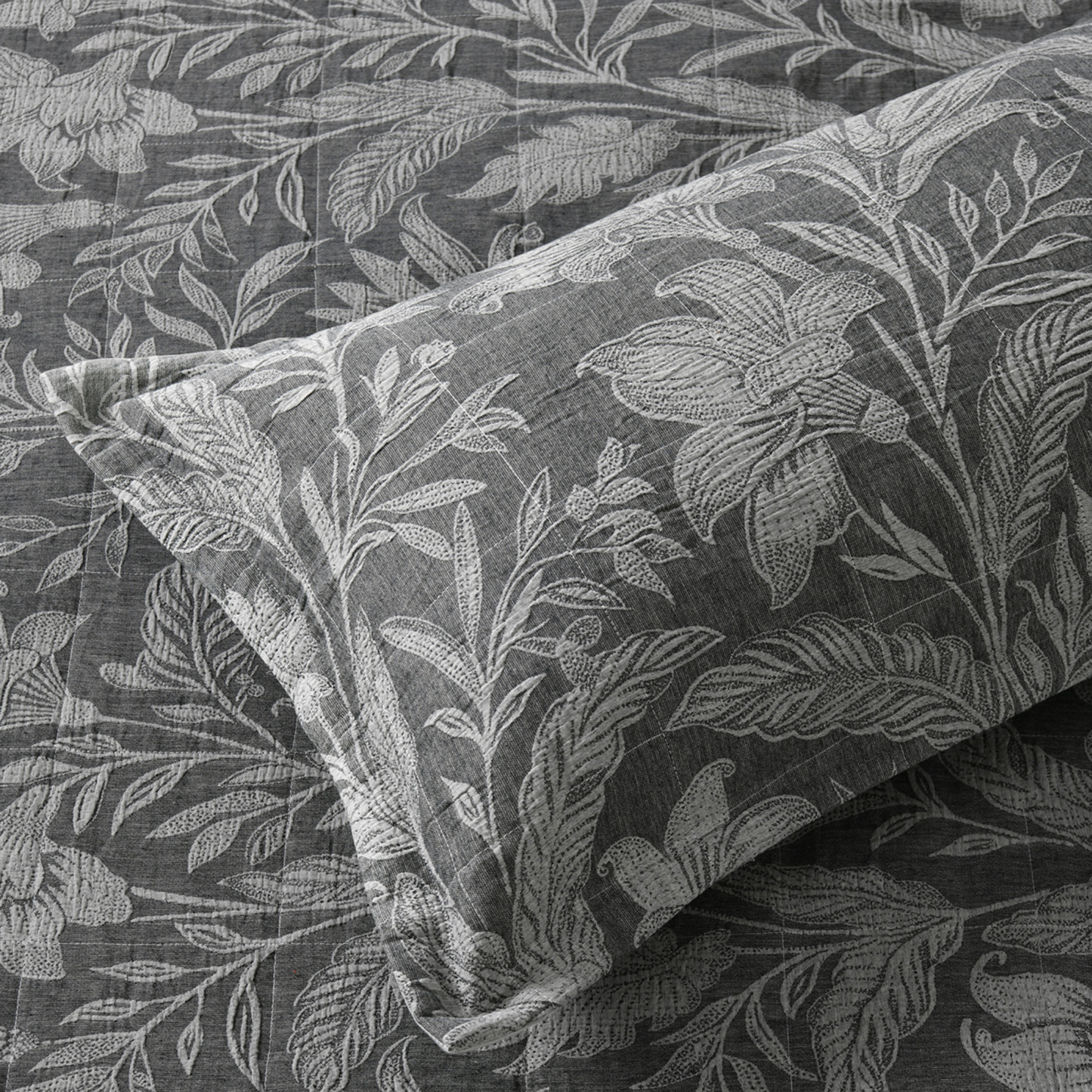 Maidstone Grey Bedspread Set By Bianca