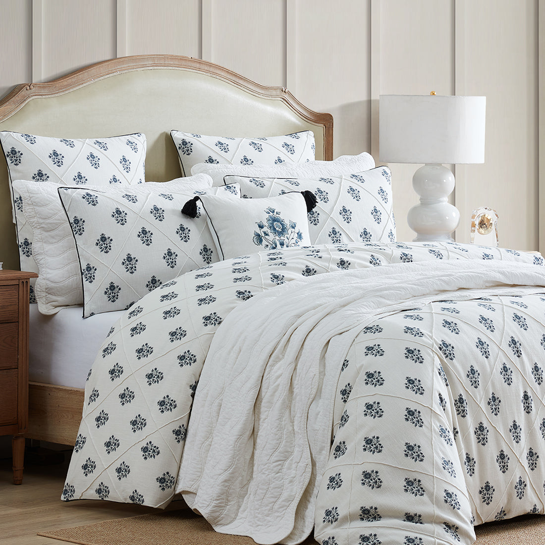 Bellevue White Quilt Cover Set by Private Collection