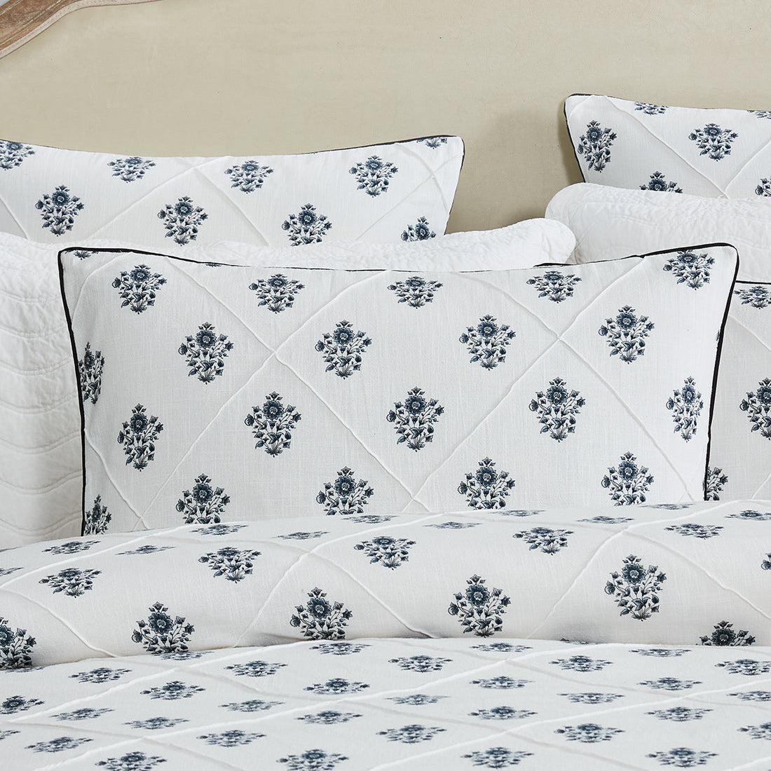 Bellevue White Quilt Cover Set by Private Collection