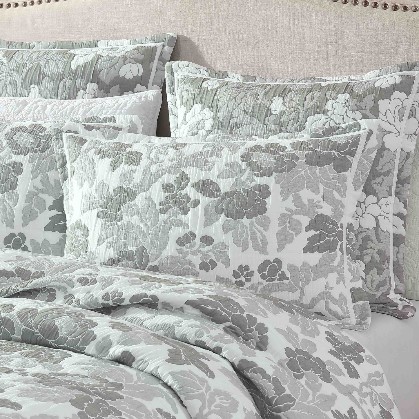 Eva Thyme Quilt Cover Set by Private Collection