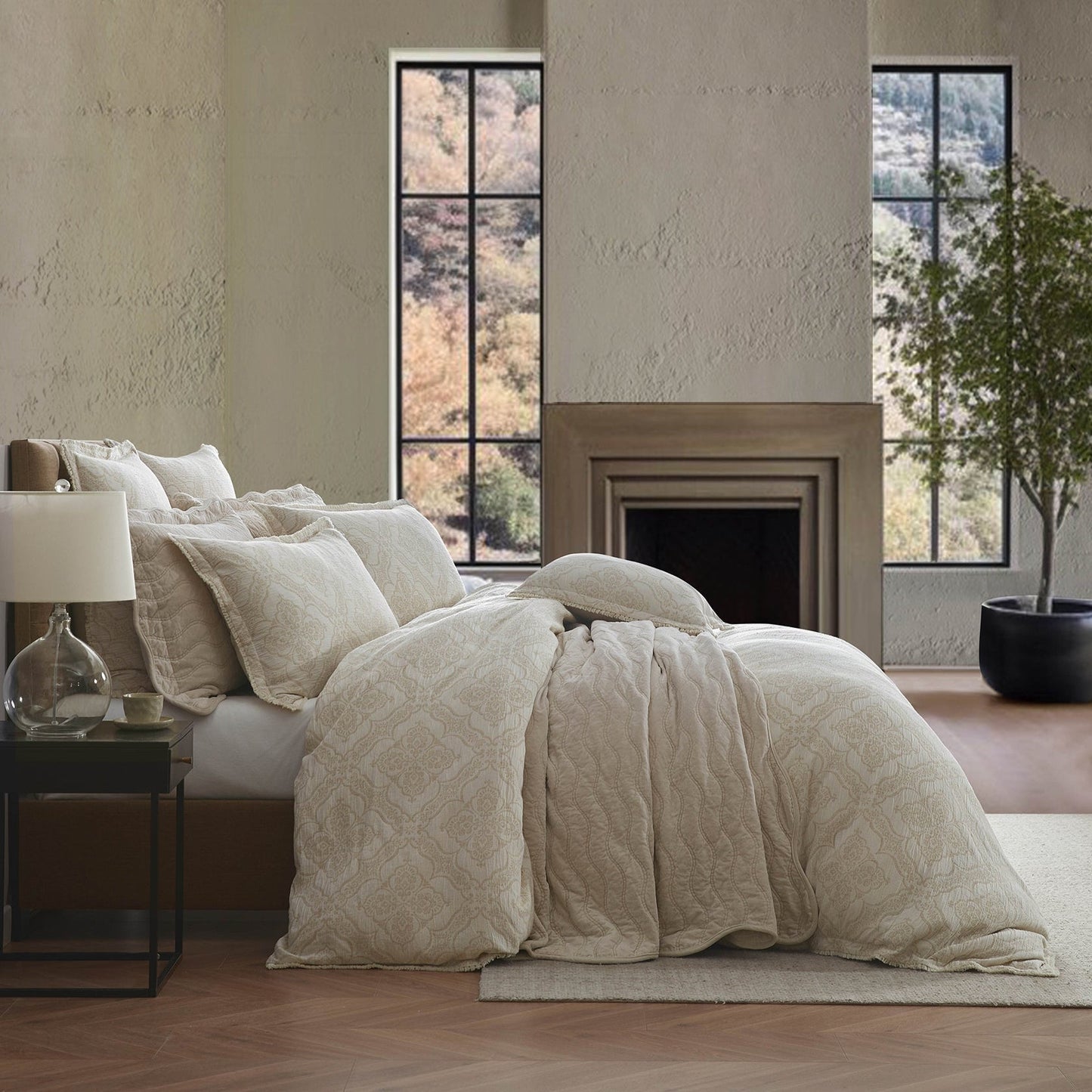 Parisian Linen Quilt Cover Set by Private Collection