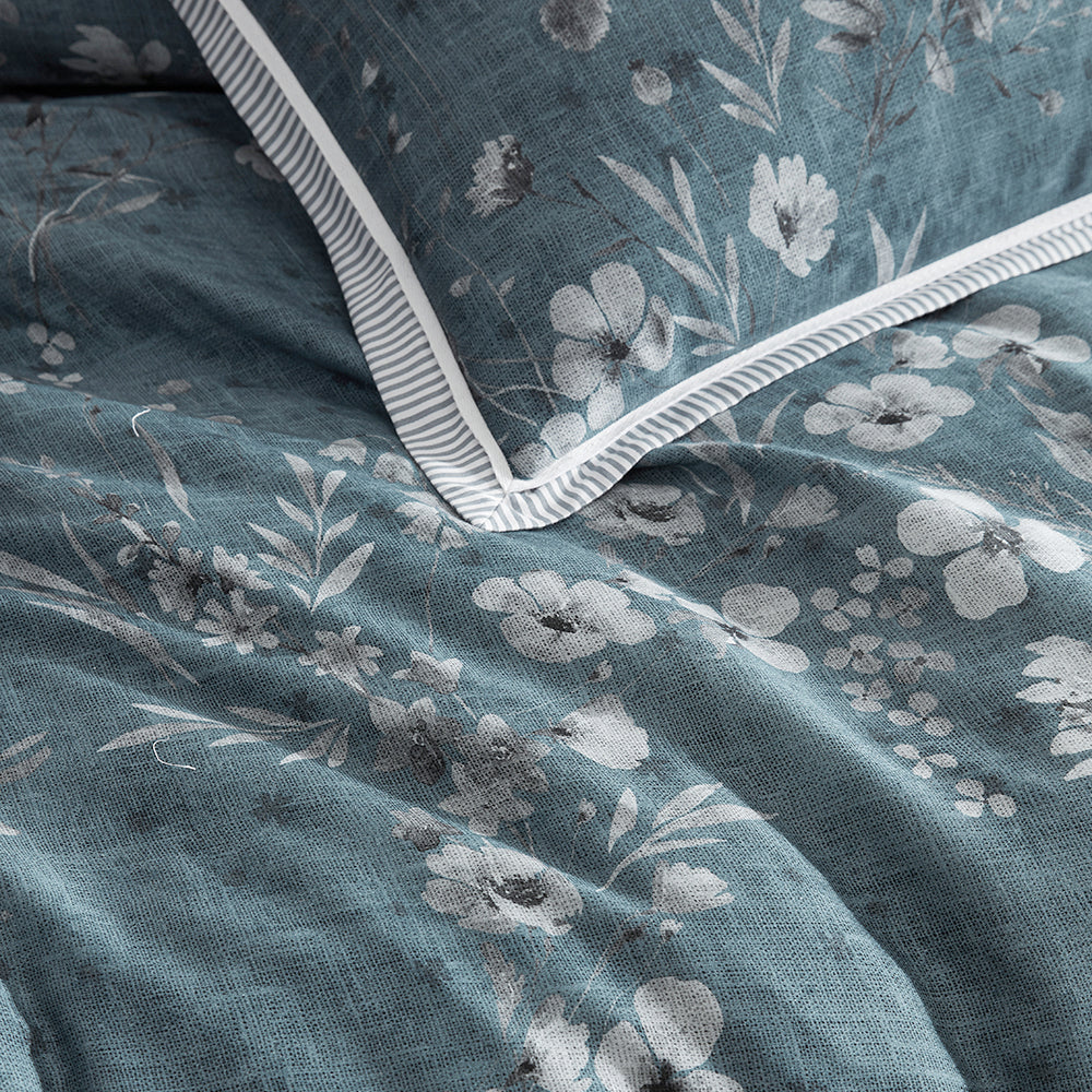 Samaria Teal Quilt Cover Set by Private Collection