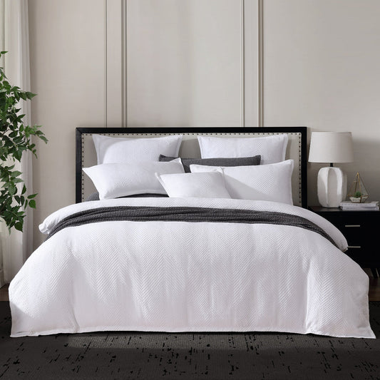 Viva White Quilt Cover Set by Private Collection