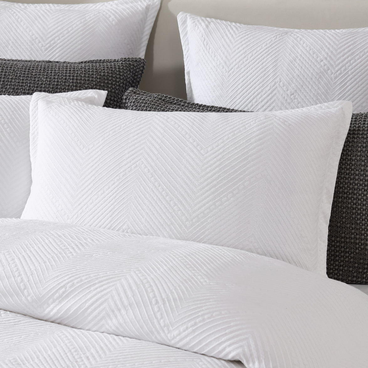 Viva White Quilt Cover Set by Private Collection