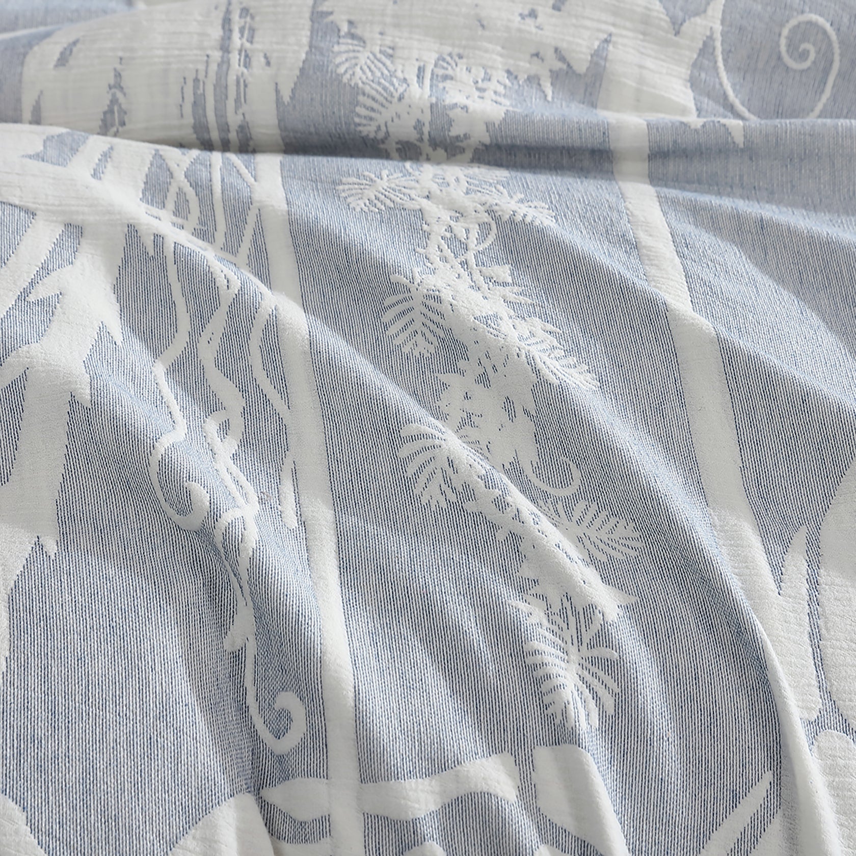 Aloha Aegean Quilt Cover Set by Logan and Mason Platinum