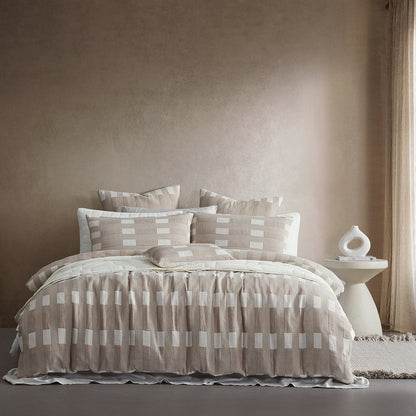 Edge Coffee Quilt Cover Set by Logan and Mason Platinum