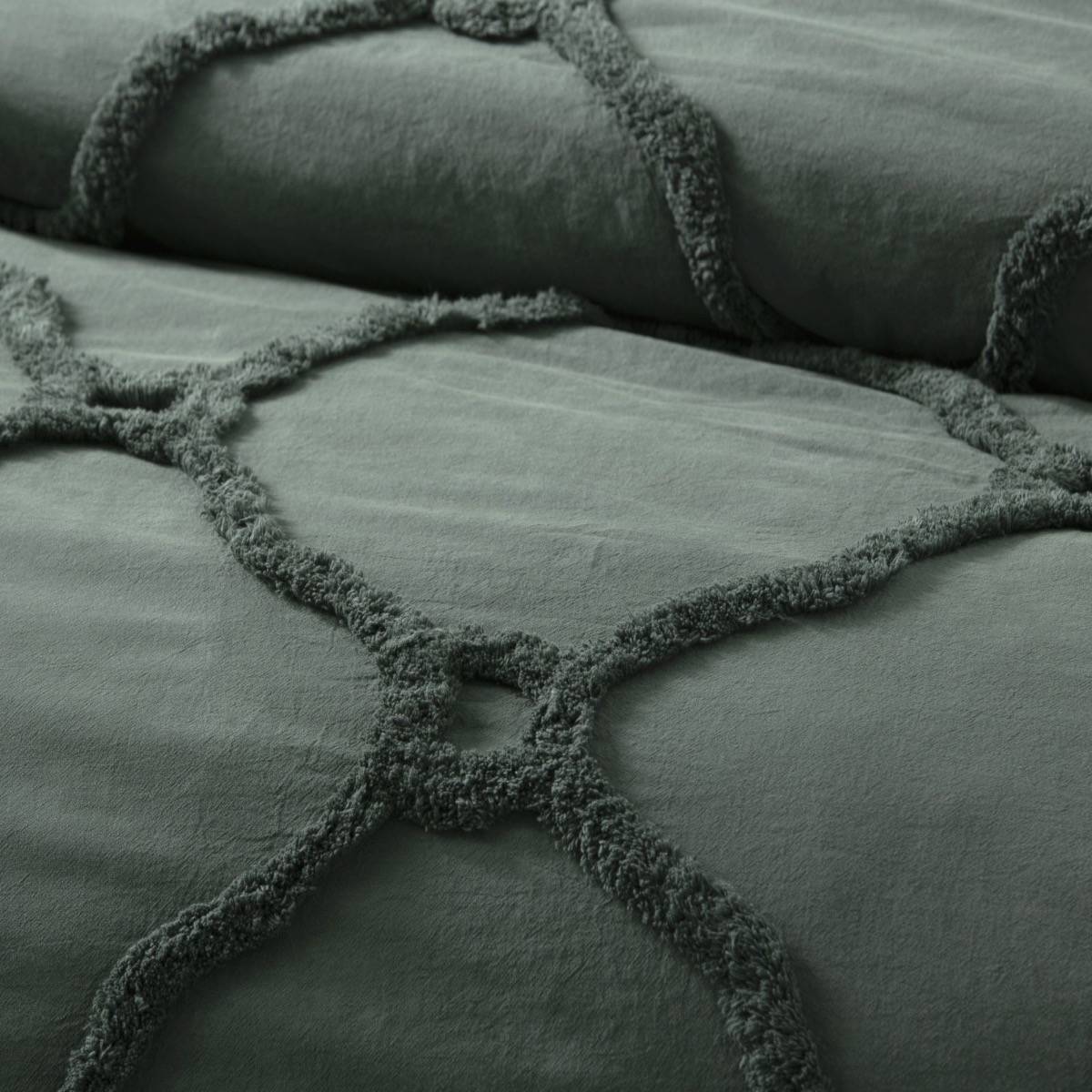 Moroccan LEAF Cotton Chenille Quilt Cover Set by Renee Taylor