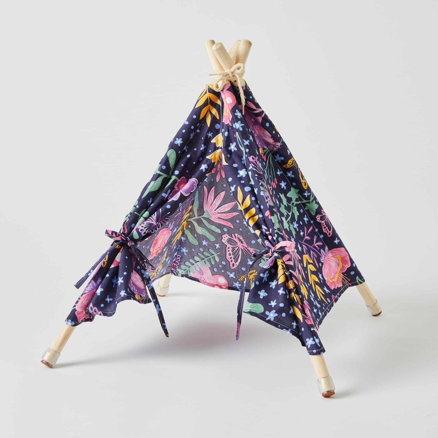 Toy Teepee by Jiggle & Giggle