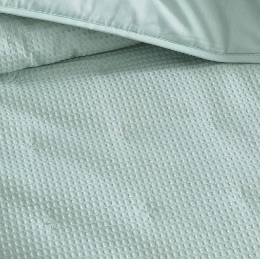 Ascot Surf Coverlet by Logan and Mason Platinum