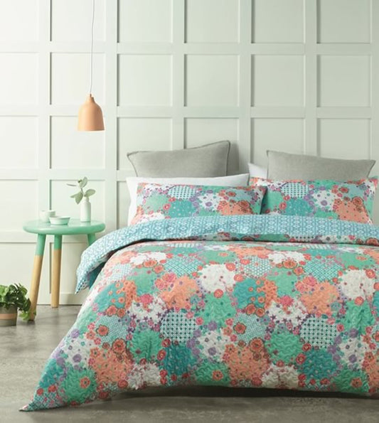 Mimosa Quilt Cover Set by Phase 2