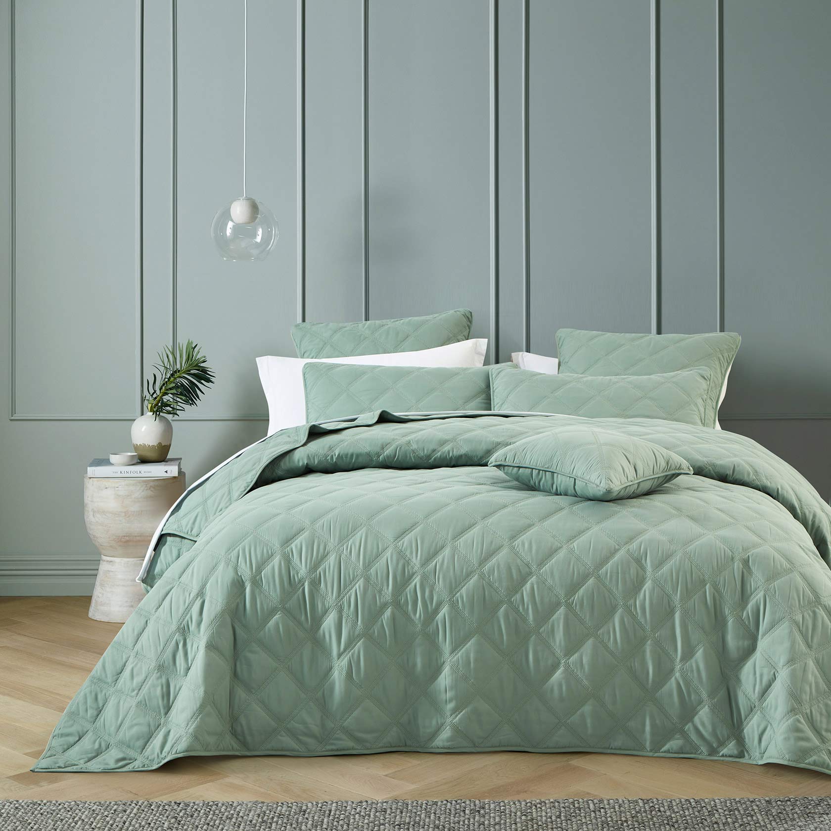 Bianca Barclay Coverlet Set Olive
