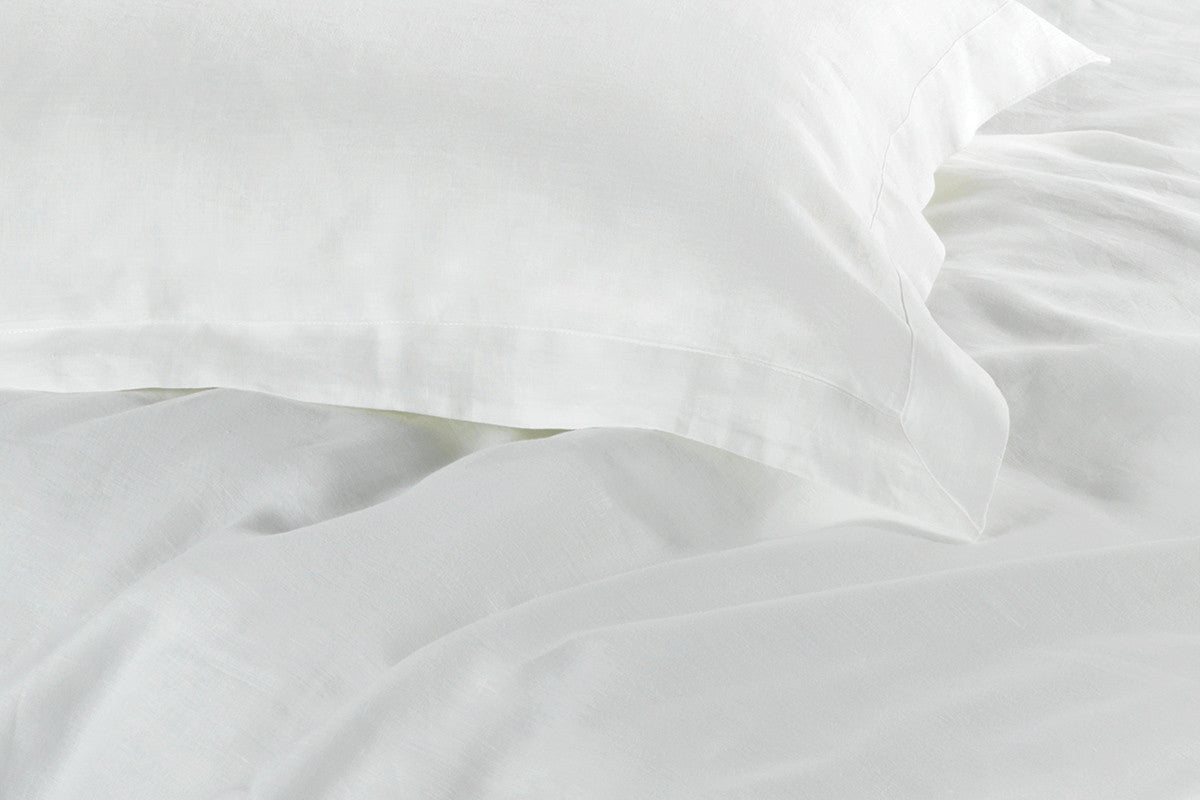Abbotson White Linen Quilt Cover by Sheridan Pillowcase
