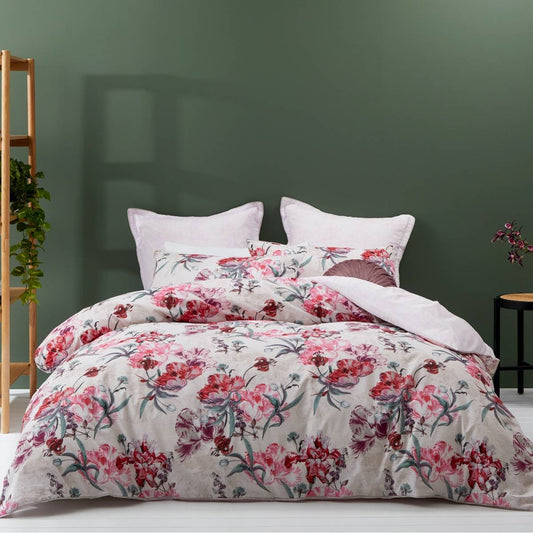 Clara Pink Quilt Cover Set By Logan & Mason