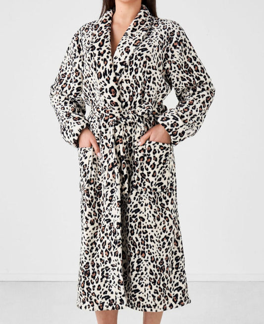 Plush Leopard Bathrobe by Linen House